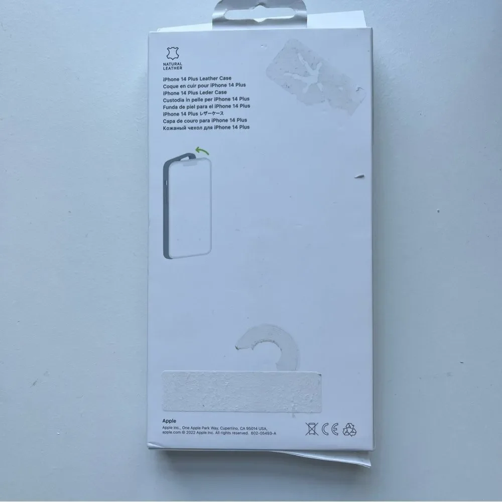 Apple Leather Case with MagSafe for iPhone 14 Plus - Navy NWT